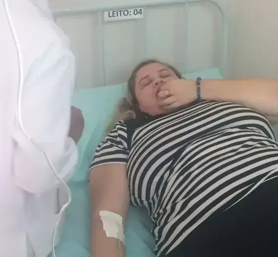 Polly internada no hospital durante o burnout